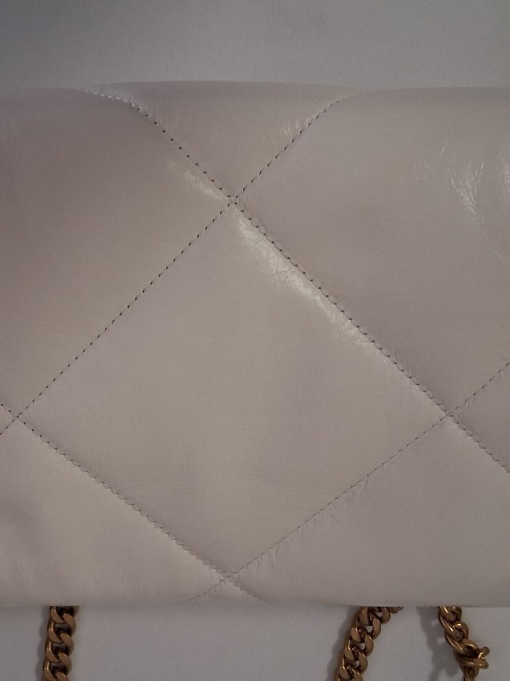 Tory Burch Kira Diamond Quilt Small Convertible Shoulder Bag in Blanc, - Picture 11 of 13